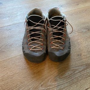 La Sportiva TX2 approach shoes